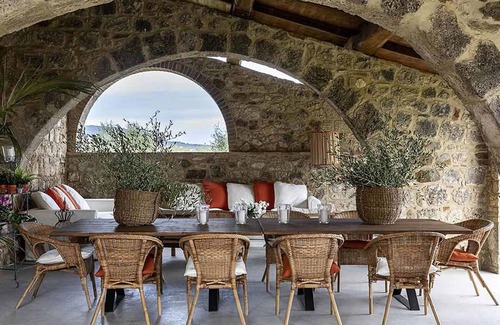 Sarteano Villa | AMORE RENTALS - Villa Viola with Pool, Garden, Ideal for Weddings