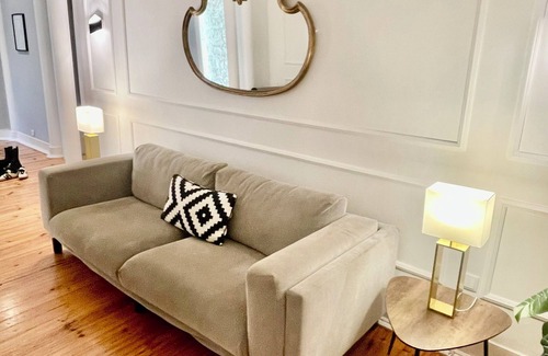 Santo Antonio Apartment | Amoreiras classy Apartment 5 minutes walk from Principe Real