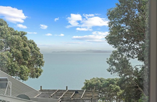 Gulf Harbour Cottage | Amour de la mer - Army Bay Studio Apartment