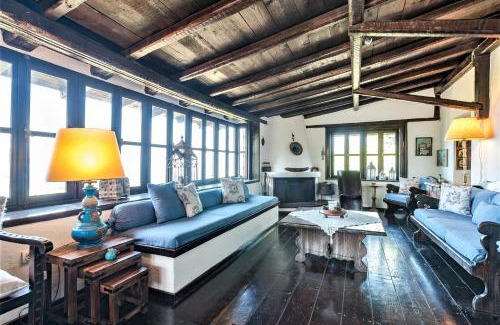 Egira House | Ampelos Estate