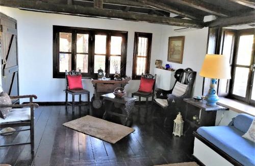 Egira House | Ampelos Estate