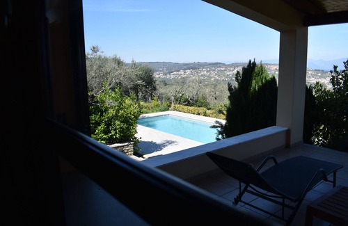 Egira Villa | Ampelos Hillside Villa with Pool and Amazing View of the Corinthian Golf