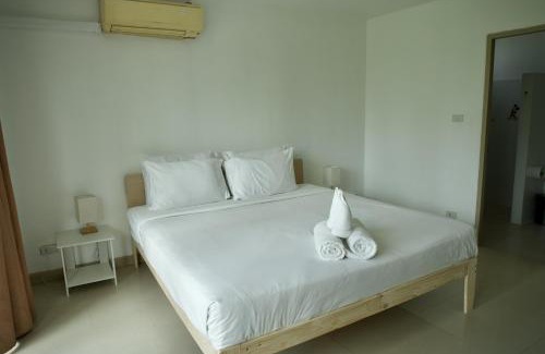 Mae Nam Hotel | Ampha Place Hotel
