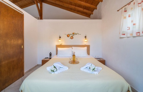 Pylos-Nestoras Apartment | Amphitrite House