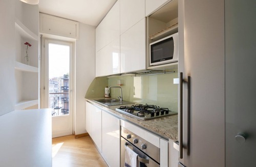 Navigli Apartment | Ampio Trilocale in zona Solari - Mirable PM