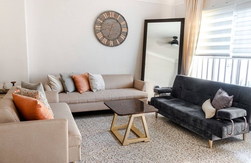 Barranquilla House | Ample 3-bedroom house with AC, WiFi in delightful Barranquilla