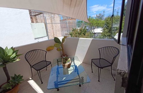 Downtown Queretaro House | Amplia habitación con baño y terraza privados en Querétaro