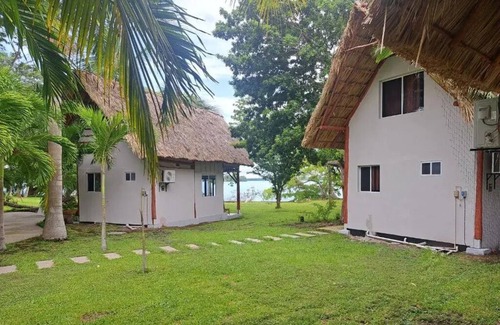 Huay-Pix House | Amplia y cómoda cabaña, 2 dormitorios, frente a laguna, cercana a Bacalar