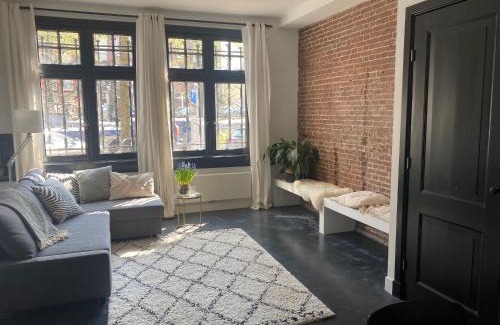 Canal Ring House | Amstel Boutique Studio