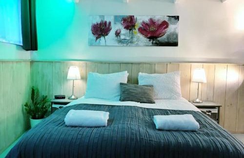 Nieuwmarkt en Lastage House | Amsterdam Home