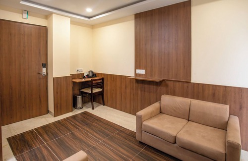 Allapakkam Hotel | Amutham Inn