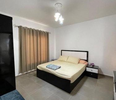 Shurtah al-Dakhlah Ski Chalet | Amwaj chalet garden 2bedrooms