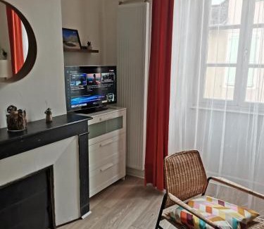 Millau Apartment | Anémone - studio tout confort en centre ville