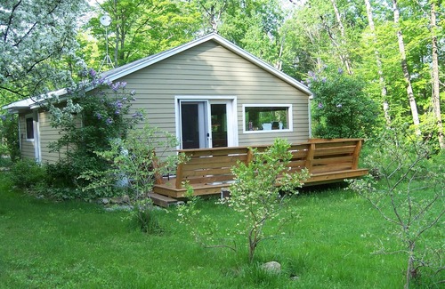 Stony Creek Cottage | An Adirondack Retreat