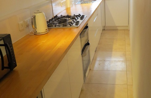 Beaumont Apartment | An Amazing Apartment with FREE onsite parking