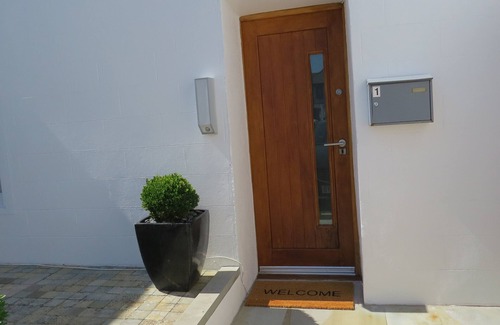 Beaumont Apartment | An Amazing Apartment with FREE onsite parking