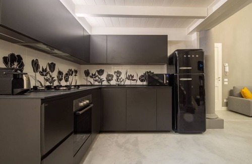 Oltrarno Apartment | An amazing home in Florence by Mmega