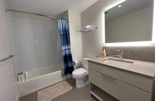 West Fens Apartment | An apartment like no other, heart of fenway Boston