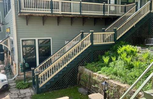 Galena Apartment | An Artistic retreat in the heart of downtown Galena