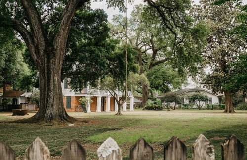 Lafayette House | An Authentic Cajun Experience right in the heart of Lafayette