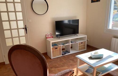 Penmarch House | An Distro Pesketa