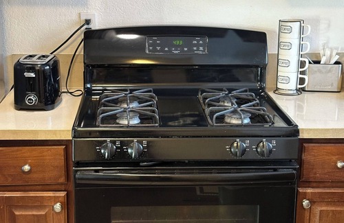 La Mesa Condo | An elegant, fully furnished guest house for 2-4 guest in San Diego