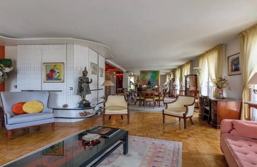 Les Iles Apartment | AN Exclusive Location With AN Impeccable Decoration FOR Parisian Feel