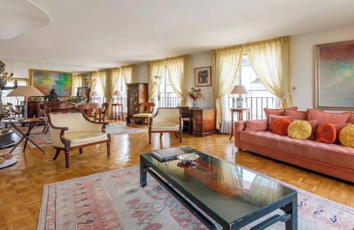 Les Iles Apartment | AN Exclusive Location With AN Impeccable Decoration FOR Parisian Feel