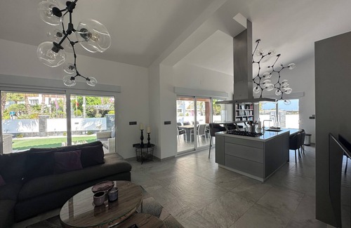 Orihuela Costa Villa | An Exclusive Seafront Villa