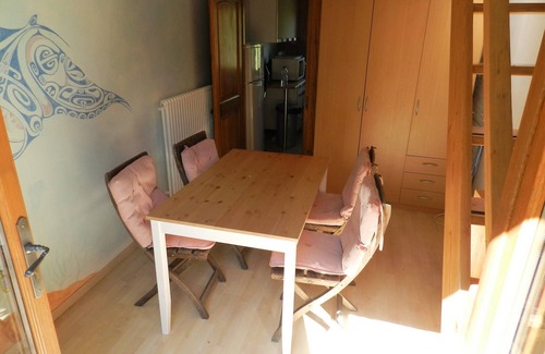 Auriol Cottage | An old barn and all Provence within reach .