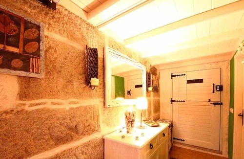 Combarro House | An old salt warehouse for the fishermen, now restored in a lovely holiday house.