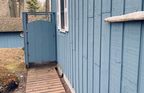Onekama House | An Onekama gem. Short walk to a quiet beach.