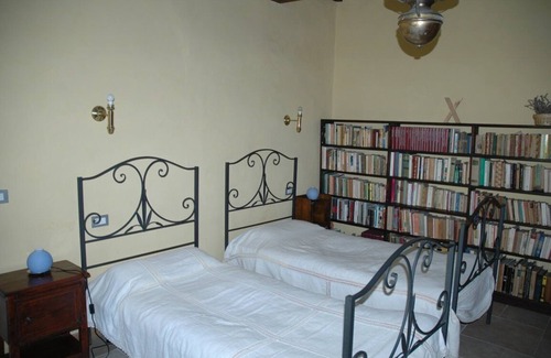 Umbertide Other | An organic writer and producer, she creates food for the body and mind