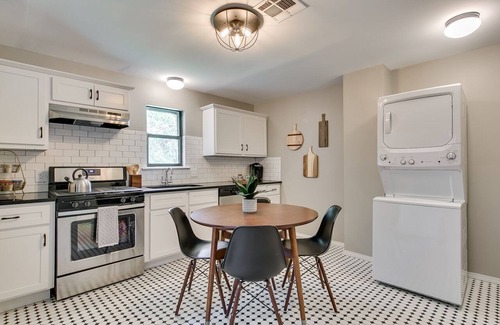 Central Oklahoma City House | An Urban Retreat w/Private Patio & Lake - Cheers To The Day OKC!