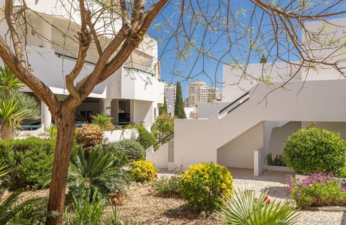 Alporchinhos Apartment | ANABELA APARTMENT IN THE BEAUTIFUL APARTMENT CLUB NAUTILUS