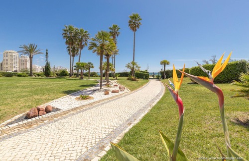 Alporchinhos Apartment | ANABELA APARTMENT IN THE BEAUTIFUL APARTMENT CLUB NAUTILUS