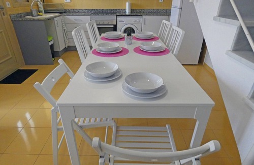 Oliva Apartment | Anacasa Avinyo Sector 5 AP121