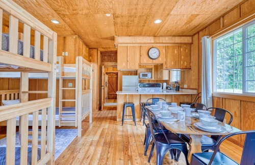 Anacortes House | Anacortes Bungalow: Mountain Views, Near Ocean & Fishing