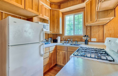 Anacortes House | Anacortes Bungalow: Mountain Views, Near Ocean & Fishing