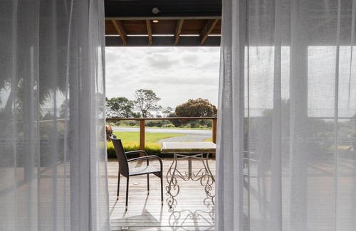 Corinella Hotel | Ananda 1 -Bliss by the Sea