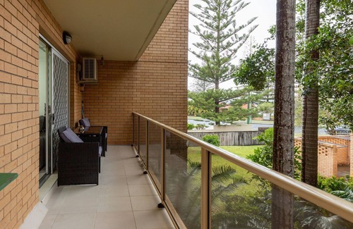 Tuncurry Apartment | Anchorage 31 in central Tuncurry