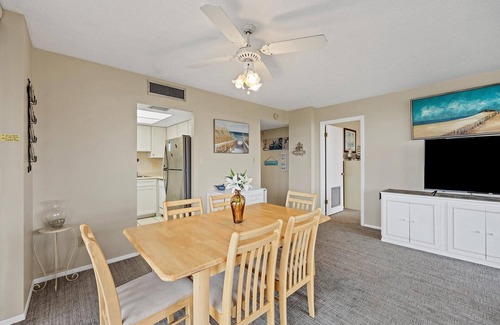 Siesta Key Condo | Anchorage Resort 3rd Floor 2 Bedroom Condo South West Balconies 0885