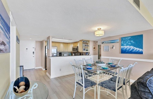 Siesta Key Condo | Anchorage Resort 5th Floor 2 bedroom condo with Beach Access 0888