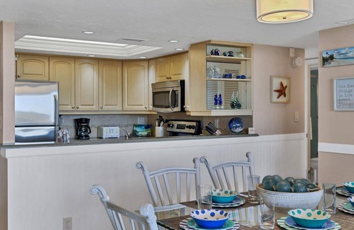 Siesta Key Condo | Anchorage Resort 5th Floor 2 bedroom condo with Beach Access 0888