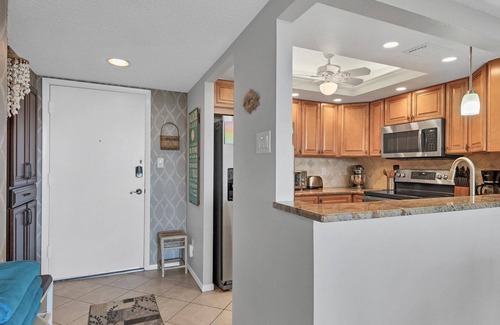 Siesta Key Condo | Anchorage Resort Siesta Key 6th Floor 2 bedroom Condo Beach Access 0890