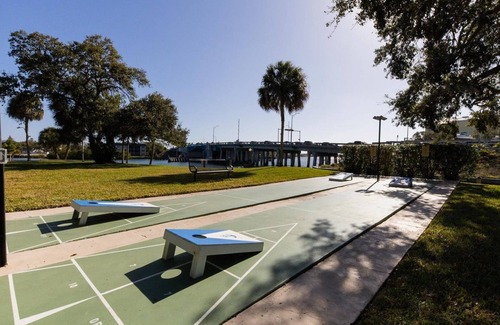 Siesta Key Condo | Anchorage Resort Top Floor 2 Bedroom Condo with Gulf Views 0896