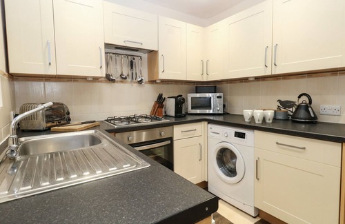 Weymouth House | ANCHORAGE VIEW, family friendly, with a garden in Weymouth