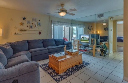 Bay Esplanade Condo | Anchors Away 1 Bedroom Condo by Redawning