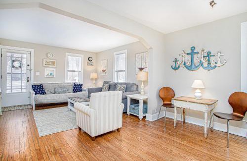 New Buffalo House | Anchors Away