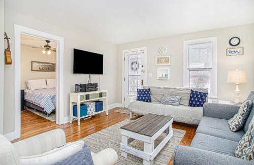 New Buffalo House | Anchors Away